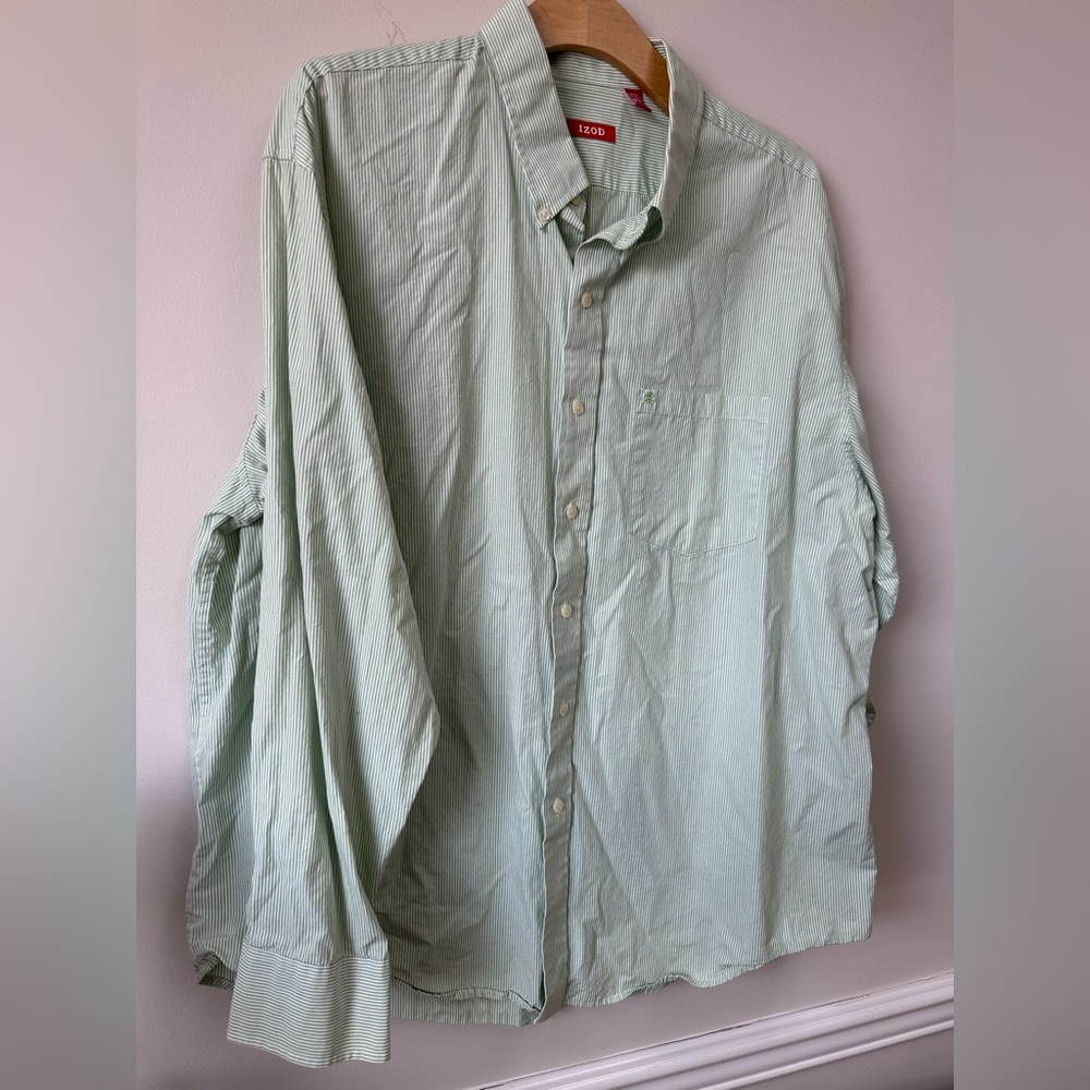 Izod Men's Mint Green Striped Button-Down Shirt‎